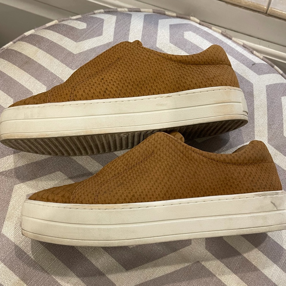 J Slides Heidi Tan Embossed Croc size 8 - Picture 7 of 12